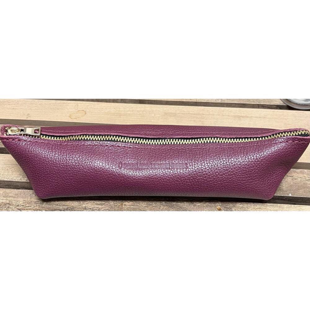 Portland Leather Goods Canoe Zip Pouch Plum Pebbled Leather Top Zip Pouch Rare